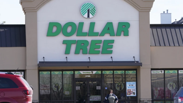 Dollar Tree spins off Family Dollar stores for $1 billion