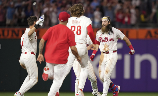 Phillies bump Cubs 4-3 in 11 innings