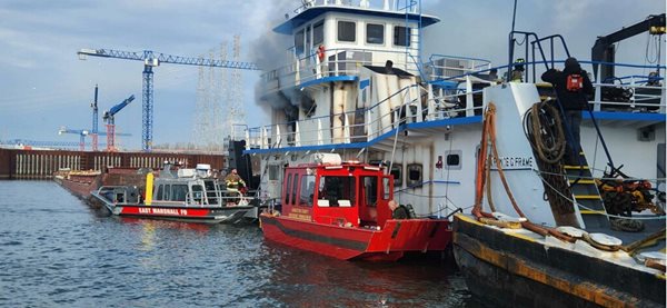 Towboat fire on Kentucky Lake brings massive emergency response