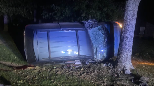 Two sent to hospital when van overturns in Reidland