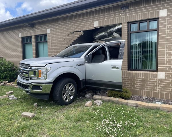 No one injured after truck crashes into Southside bank building