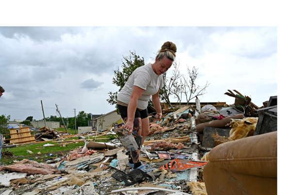 More tornadoes hit Plains, storms heading for South today