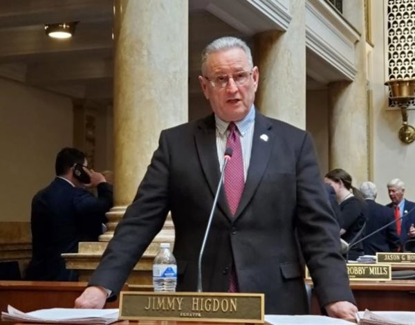 State senate bill aims to strengthen underage vaping law