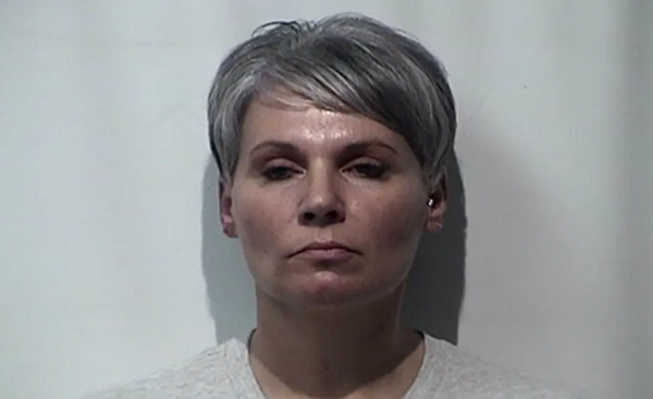 Woman charged with theft, forgery while cleaning homes in Caldwell County
