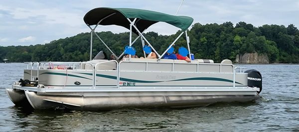 Lyon County Sheriff looking for stolen pontoon boat
