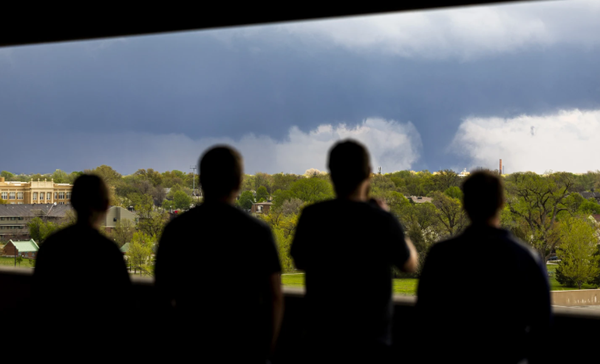 Strong tornadoes rip through Nebraska, Iowa