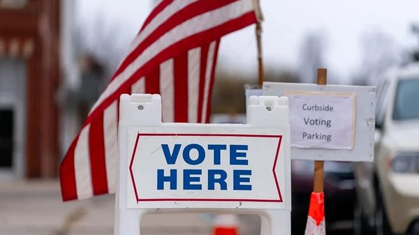 Van Epps, Behn win Tennessee congressional primaries