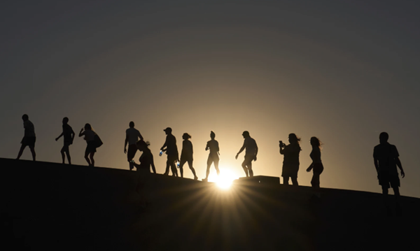 Extreme heat only draws more summer visitors to Death Valley