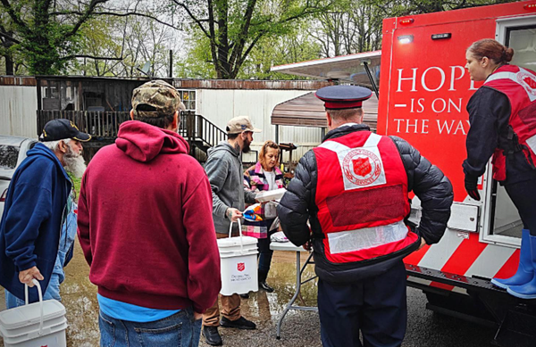 Salvation Army goes on the scene to aid flood victims, first responders