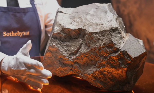 Largest chunk of Mars on Earth goes up for auction this week