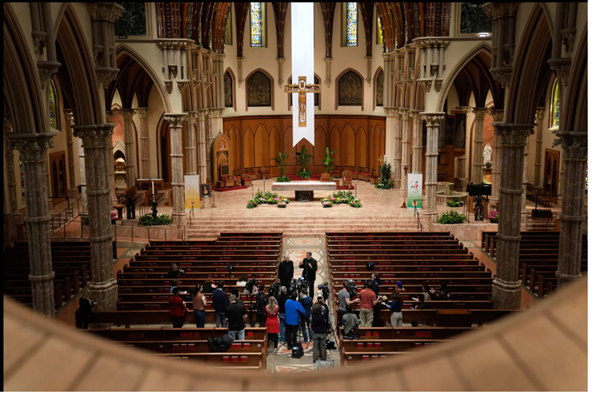 Catholics in Chicago celebrate election of native son