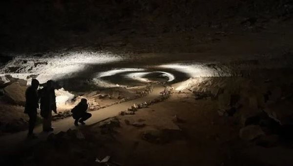 Mammoth Cave could be more mammoth under new bill