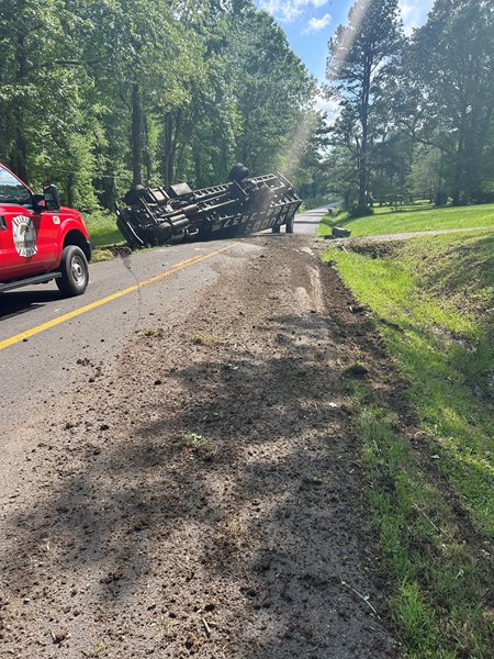 Rollover truck crash closes part of Clinton Road 