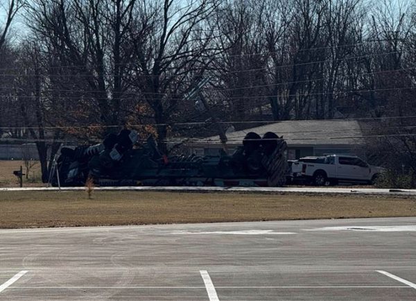 Tanker crash in Reidland spills fuel, knocks out power