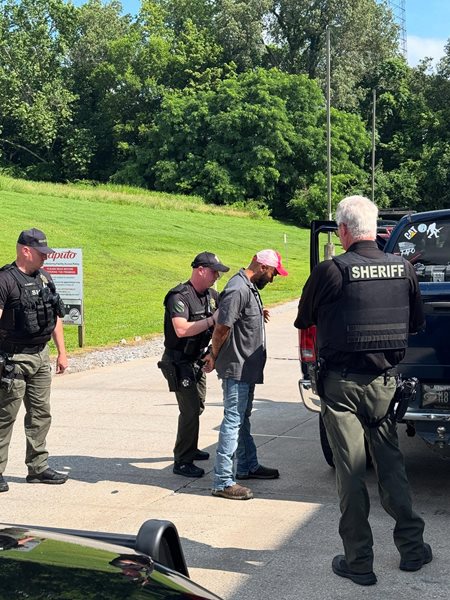 Murray man arrested in Calloway County on Florida warrant charging sex crimes with victim under 12