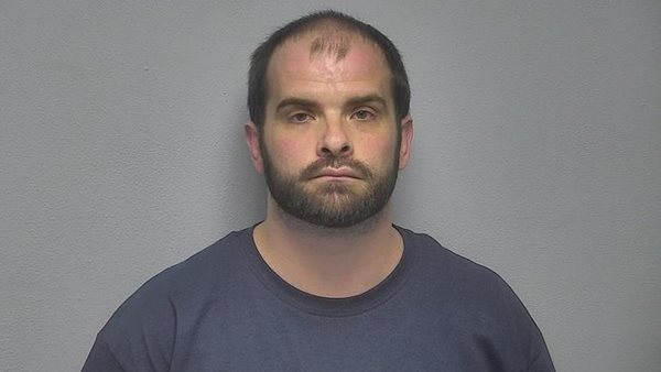 Fulton man charged with 2021 Graves County burglary, theft