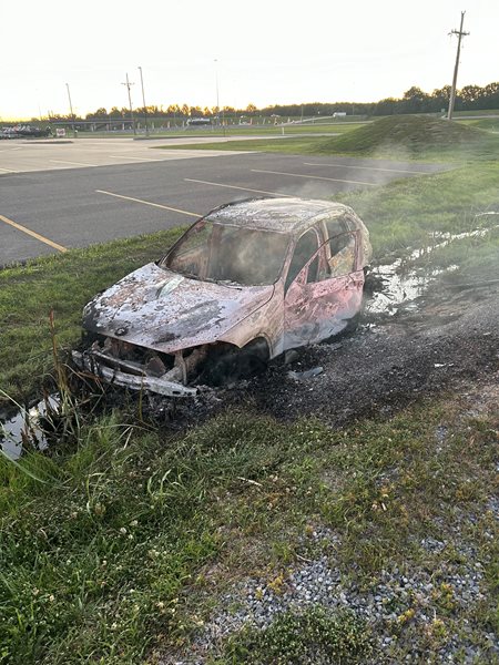 Paducah man burned then cited after his vehicle goes up in flames