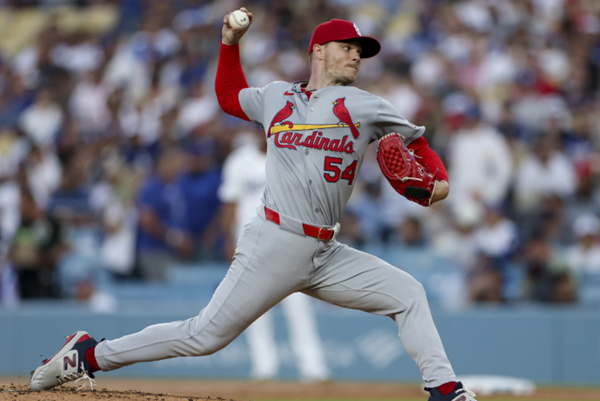 Cardinals deal Sonny Gray to Red Sox