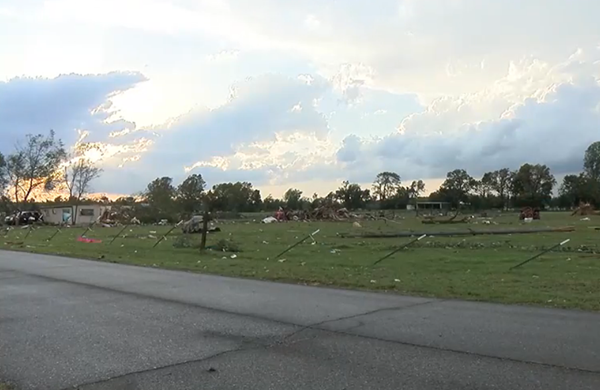 Two dead after tornado hits Sikeston; curfew shuts down damaged area near Marion, IL