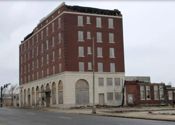 Road closure this week during Mayfield's Hall Hotel demolition 