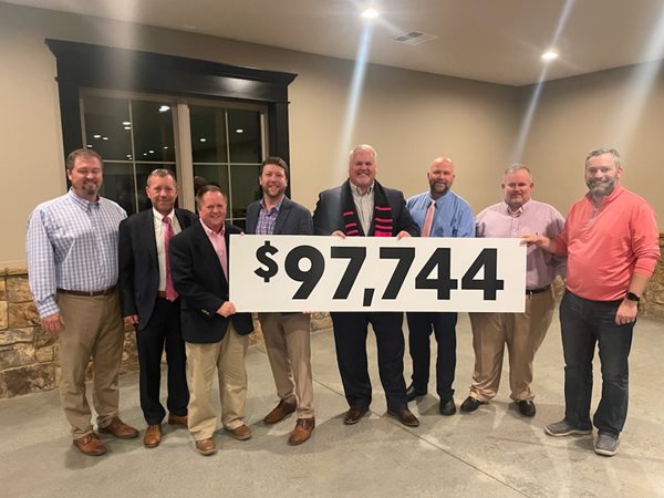 Murray-Calloway County Hospital raises money for new Regional Cancer Center