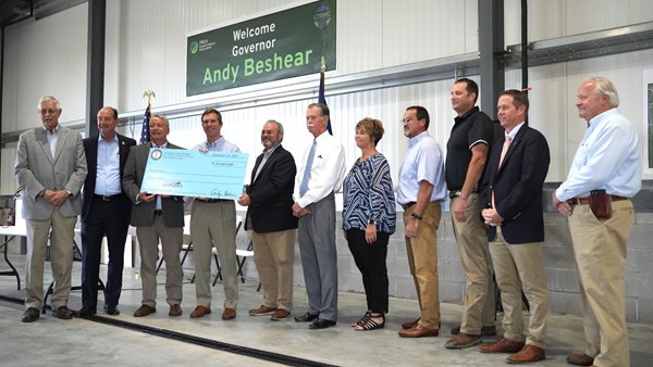 State gives $30 million to construct natural gas pipeline in western Kentucky