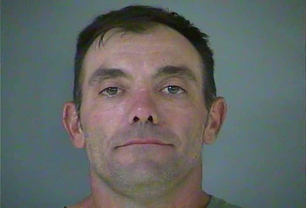 Tennessee pair jailed after suspicious person complaints in Lyon County