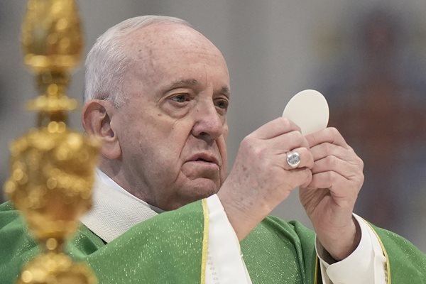 Pope calls for day of prayer for peace for Ukraine