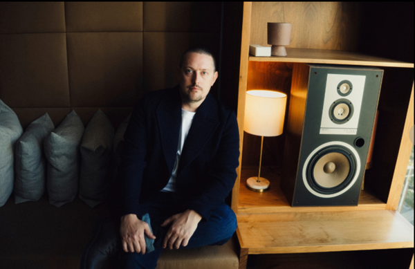 First record deal signed with AI music creator after track gets millions of streams