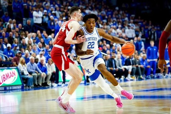 Emotional loss to Calipari, Razorbacks leaves Cats feeling hurt