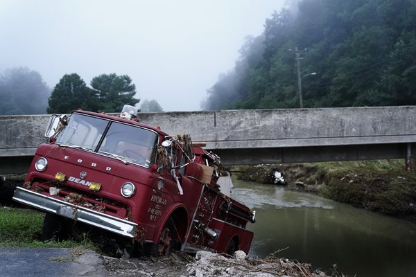 Long days grind on search teams in flood-ravaged Appalachia