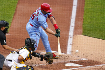 Goldschmidt's 4-hit game lifts Cardinals over Pirates 5-4