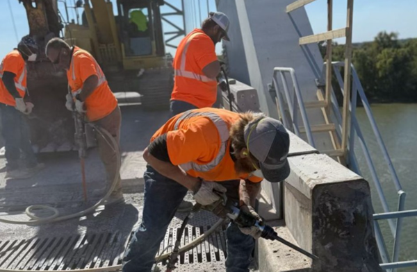 All lanes of I-24 bridge scheduled to open for winter