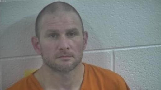 Near crash in Murray results in pair of drug arrests